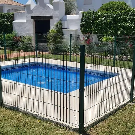 House With Private Pool Acces And Close To Beaches *